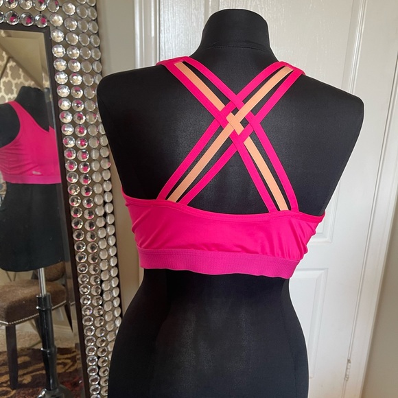 3 Sport Bra Bundle - Picture 4 of 6